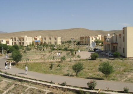 اخراج ۱۲۰ استاد و کارمند دانشگاه در یک روز؛ قاطعیت طالبان برای اخراج سلفی‌ها