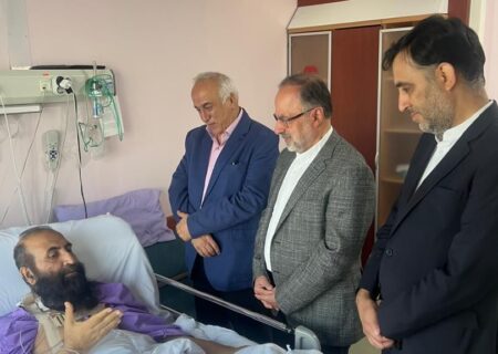 عیادت مقامات ایرانی از سرکنسول افغانستان در مشهد پس از عمل جراحی قلب